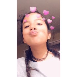 Meet your Posher, Phoebe